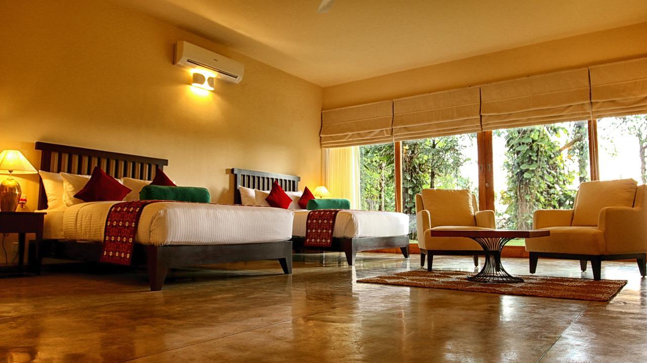 Kings Pavilion Luxury Hotel Kandy Dış mekan fotoğraf