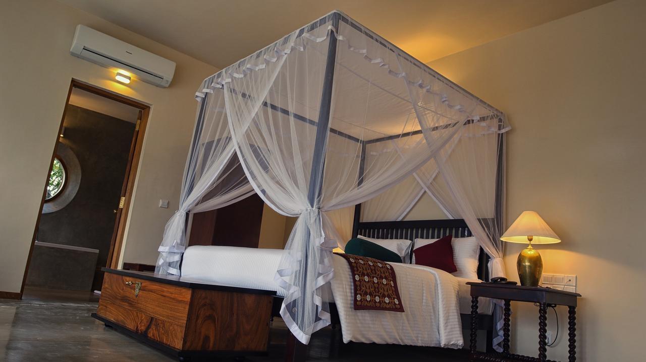 Kings Pavilion Luxury Hotel Kandy Dış mekan fotoğraf