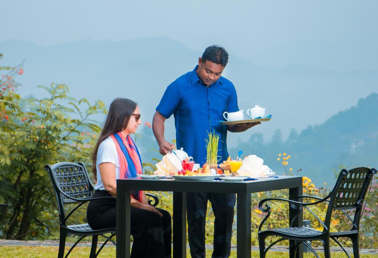 Kings Pavilion Luxury Hotel Kandy Dış mekan fotoğraf