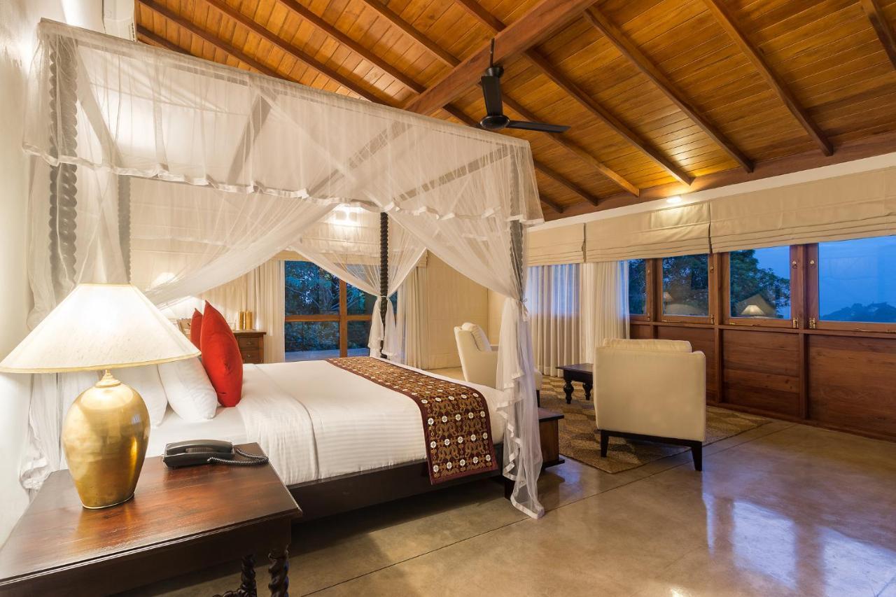 Kings Pavilion Luxury Hotel Kandy Dış mekan fotoğraf