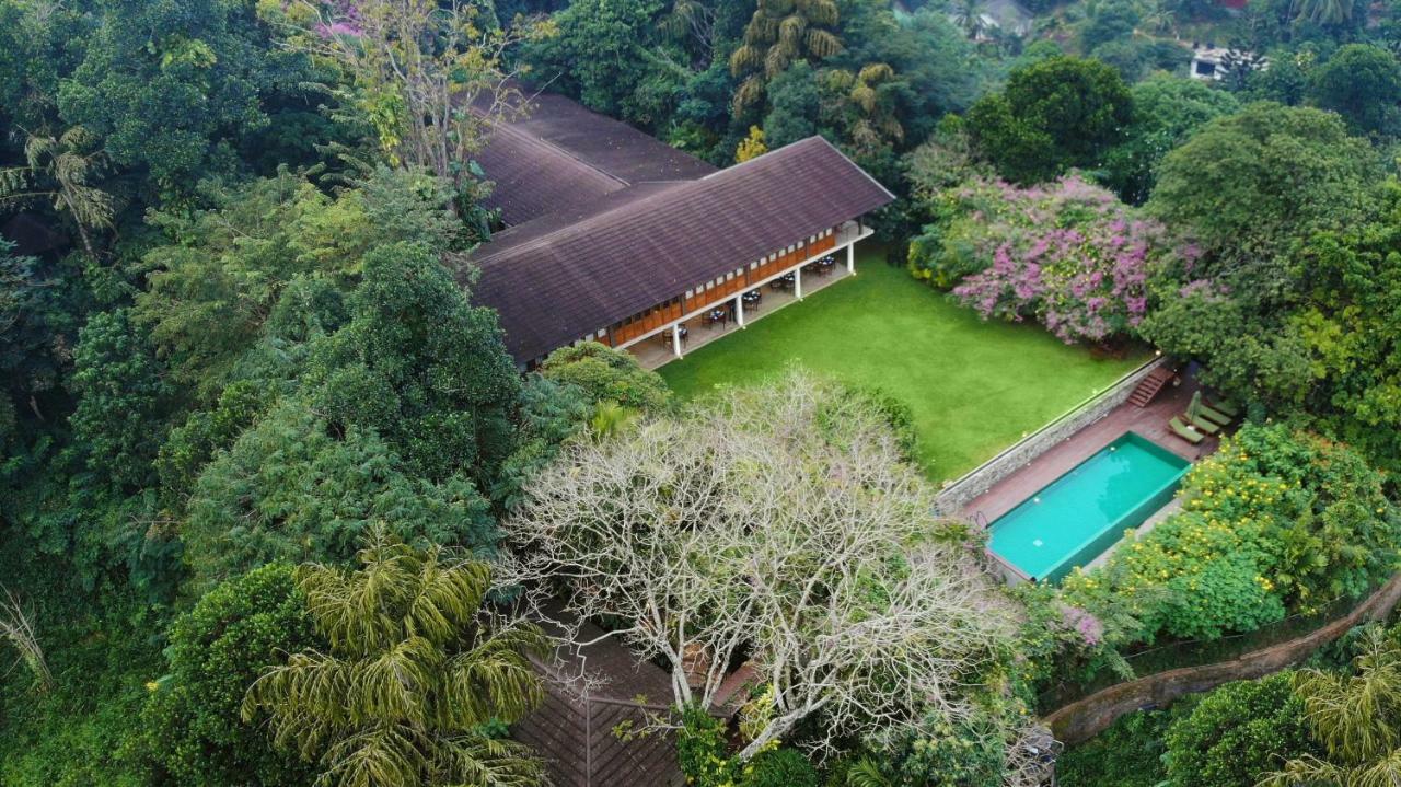 Kings Pavilion Luxury Hotel Kandy Dış mekan fotoğraf